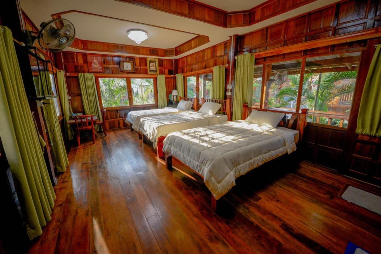 Mrk Resort & Massage Лопбури Экстерьер фото
